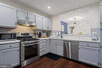 22 Windbrooke Circle #22, Gaithersburg, MD 20879 - Photo 8