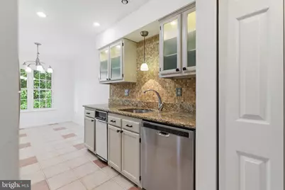 20217 Shipley Terrace #2-B-302, Germantown, MD 20874 - Photo 6