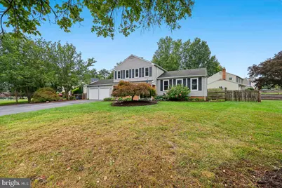 17132 Hoskinson Road, Poolesville, MD 20837 - Photo 2