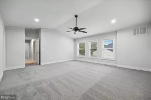 17132 Hoskinson Rd, Poolesville, MD 20837 - Photo 44