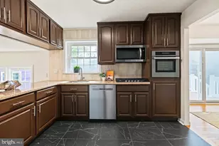 3 Sussex Ct, Potomac, MD 20854 - Photo 14
