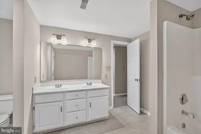 24201 Cadillac Drive, Gaithersburg, MD 20882 - Photo 20