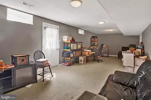 12916 McCubbin Ln, Germantown, MD 20874 - Photo 18