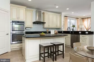 215 N Van Buren St, Rockville, MD 20850 - Photo 42