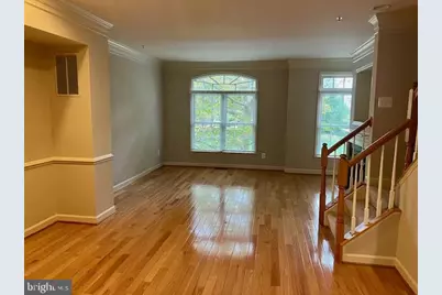 413 Oak Knoll Drive, Rockville, MD 20850 - Photo 2