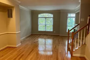 413 Oak Knoll Dr, Rockville, MD 20850 - Photo 2