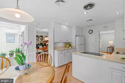 5413 Wilson Lane, Bethesda, MD 20814 - Photo 16