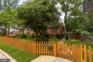 1607 Ballard St, Silver Spring, MD 20910 - Photo 2