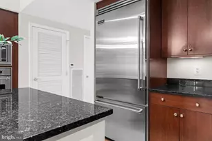 7710 Woodmont Ave, Bethesda, MD 20814 - Photo 26