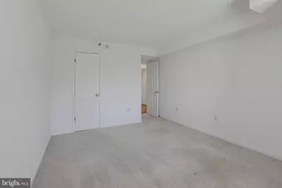 10101 Grosvenor Place #902, Rockville, MD 20852 - Photo 12
