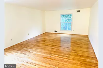 10916 Candlelight Lane, Potomac, MD 20854 - Photo 16