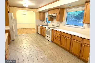 10916 Candlelight Lane, Potomac, MD 20854 - Photo 6