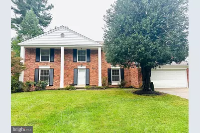 10916 Candlelight Lane, Potomac, MD 20854 - Photo 2