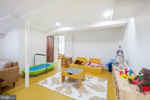 7902 Glenside Dr, Takoma Park, MD 20912 - Photo 22