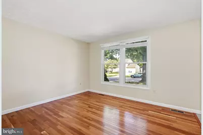 7545 Brenish Drive, Gaithersburg, MD 20879 - Photo 4