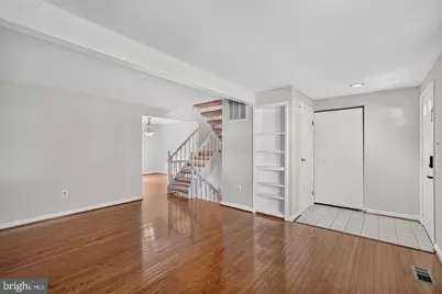 18717 Barn Swallow Terrace, Gaithersburg, MD 20879 - Photo 4