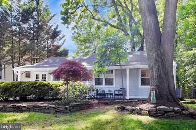 302 Mannakee Street, Rockville, MD 20850 - Photo 2