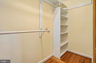 9804 Clover Ln, Rockville, MD 20854 - Photo 34