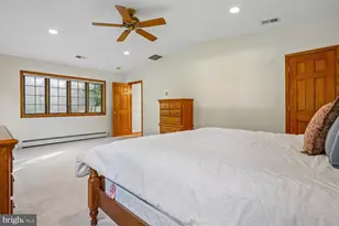 9804 Clover Ln, Rockville, MD 20854 - Photo 44