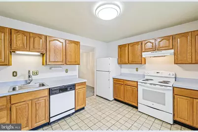 10040 Wedge Way, Gaithersburg, MD 20886 - Photo 10