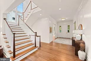 7608 Leesburg Dr, Bethesda, MD 20817 - Photo 2