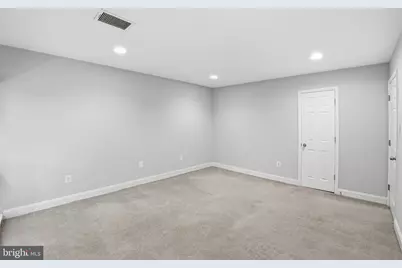 2105 Walsh View Terrace #15-301, Silver Spring, MD 20902 - Photo 8