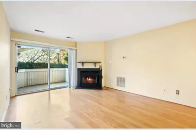 13110 Wonderland Way #195, Germantown, MD 20874 - Photo 6