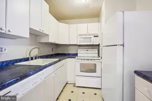 13110 Wonderland Way, Germantown, MD 20874 - Photo 16