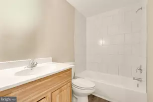 7844 Mineral Dr, Gaithersburg, MD 20877 - Photo 18