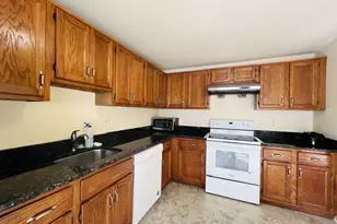 10508 Smithy Ct, North Potomac, MD 20878 - Photo 6