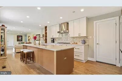 9117 Willow Pond Lane, Potomac, MD 20854 - Photo 18