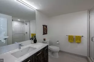 4710 Elm St, Bethesda, MD 20814 - Photo 18