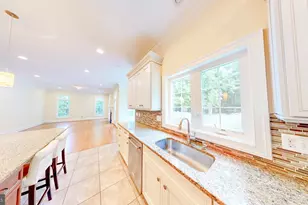 6403 Earlham Dr, Bethesda, MD 20817 - Photo 14