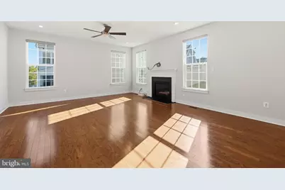 22018 Broadway Avenue, Clarksburg, MD 20871 - Photo 16