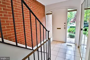10811 Deborah Dr, Potomac, MD 20854 - Photo 4