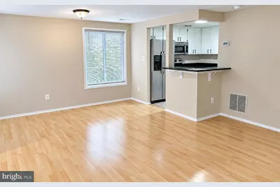 19484 Brassie Place, Montgomery Village, MD 20886 - Photo 6