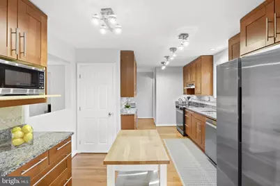 15 Grovepoint Court, Potomac, MD 20854 - Photo 16