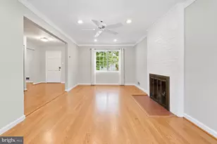 15 Grovepoint Ct, Potomac, MD 20854 - Photo 20