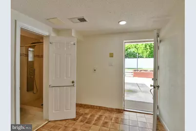 9823 Singleton Drive, Bethesda, MD 20817 - Photo 42