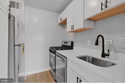 1900 Lyttonsville Road #819, Silver Spring, MD 20910 - Photo 8