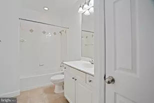 501 Hungerford Dr, Rockville, MD 20850 - Photo 22