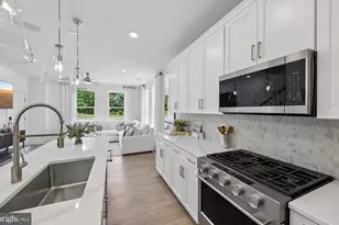 506 Parkview Ave, Gaithersburg, MD 20878 - Photo 4