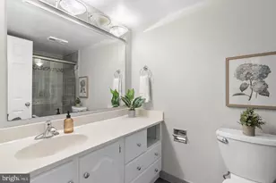 11420 Strand Dr, Rockville, MD 20852 - Photo 36