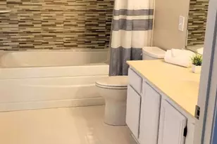 20404 Shore Harbour Dr, Germantown, MD 20874 - Photo 6