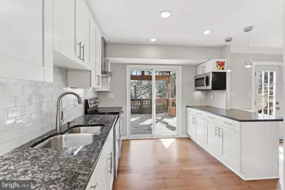 11200 Trippon Ct, North Potomac, MD 20878 - Photo 12