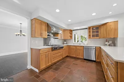 17032 Tom Fox Avenue, Poolesville, MD 20837 - Photo 16