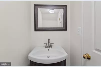 21123 Camomile Court #113, Germantown, MD 20876 - Photo 32