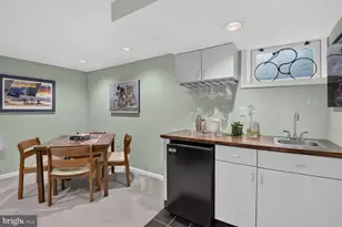 10211 Oldfield Dr, Kensington, MD 20895 - Photo 38
