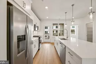 512 Parkview Ave, Gaithersburg, MD 20878 - Photo 12
