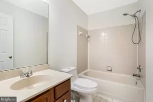 13 Drumcastle Ct, Germantown, MD 20876 - Photo 34